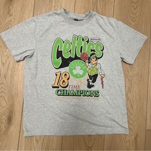 Vintage NBA Boston Celtics 18 Time Champs Gray Basketball T-shirt Tee Medium